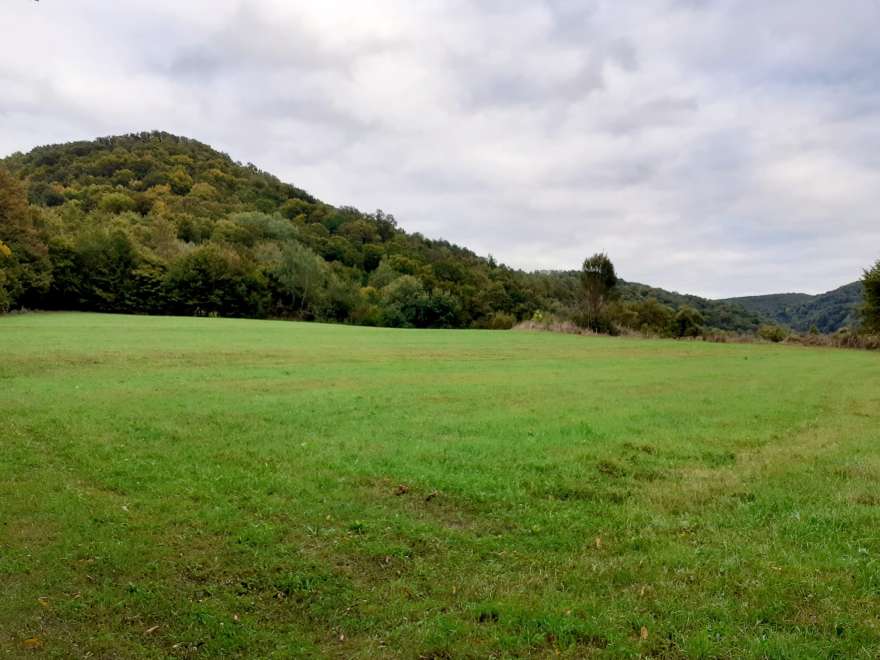 Turist în Maramureș - Călător într-o poveste. O plimbare prin satul Vărai poate fi o adevărată călătorie de viață!